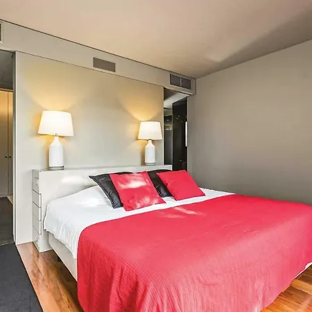 Sleeps 8 Pool Air Con Villa Nossa Senhora do Monte