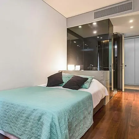 Sleeps 8 Pool Air Con Villa